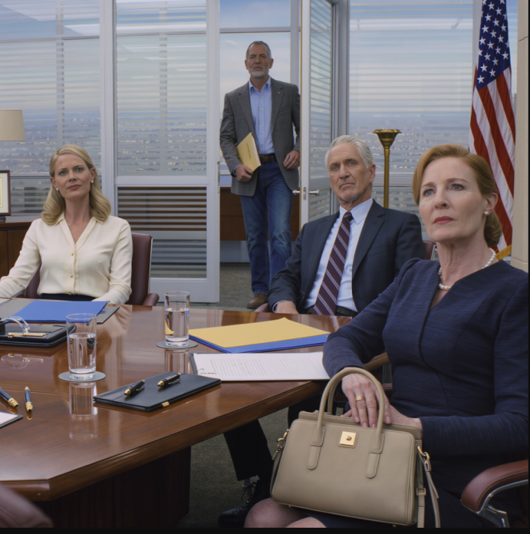 Jechałam na spotkanie w sprawie spadku po mężu. Gdy wsiadałam do samochodu, mężczyzna w znoszonym ubraniu podbiegł i powiedział: „Proszę pani, proszę nie uruchamiać tego samochodu! Pani synowa…”. Ścisnął mi się żołądek. Ale kiedy dotarłam na spotkanie,